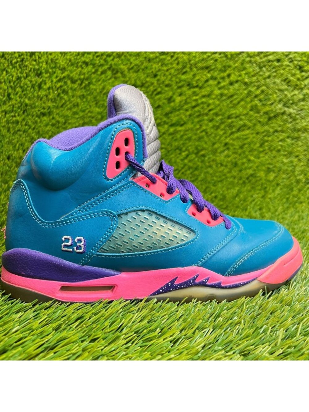 Nike Air Jordan 5 Retro Girls Size 4Y Blue Pink Purple basketball Shoes Sneakers